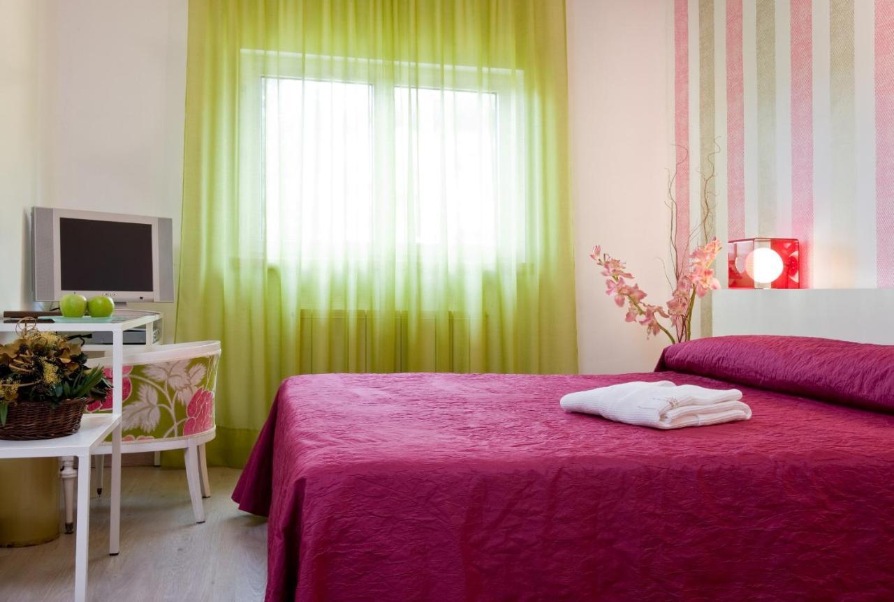 El Milano Real Hotel Hoyos del Espino Værelse billede