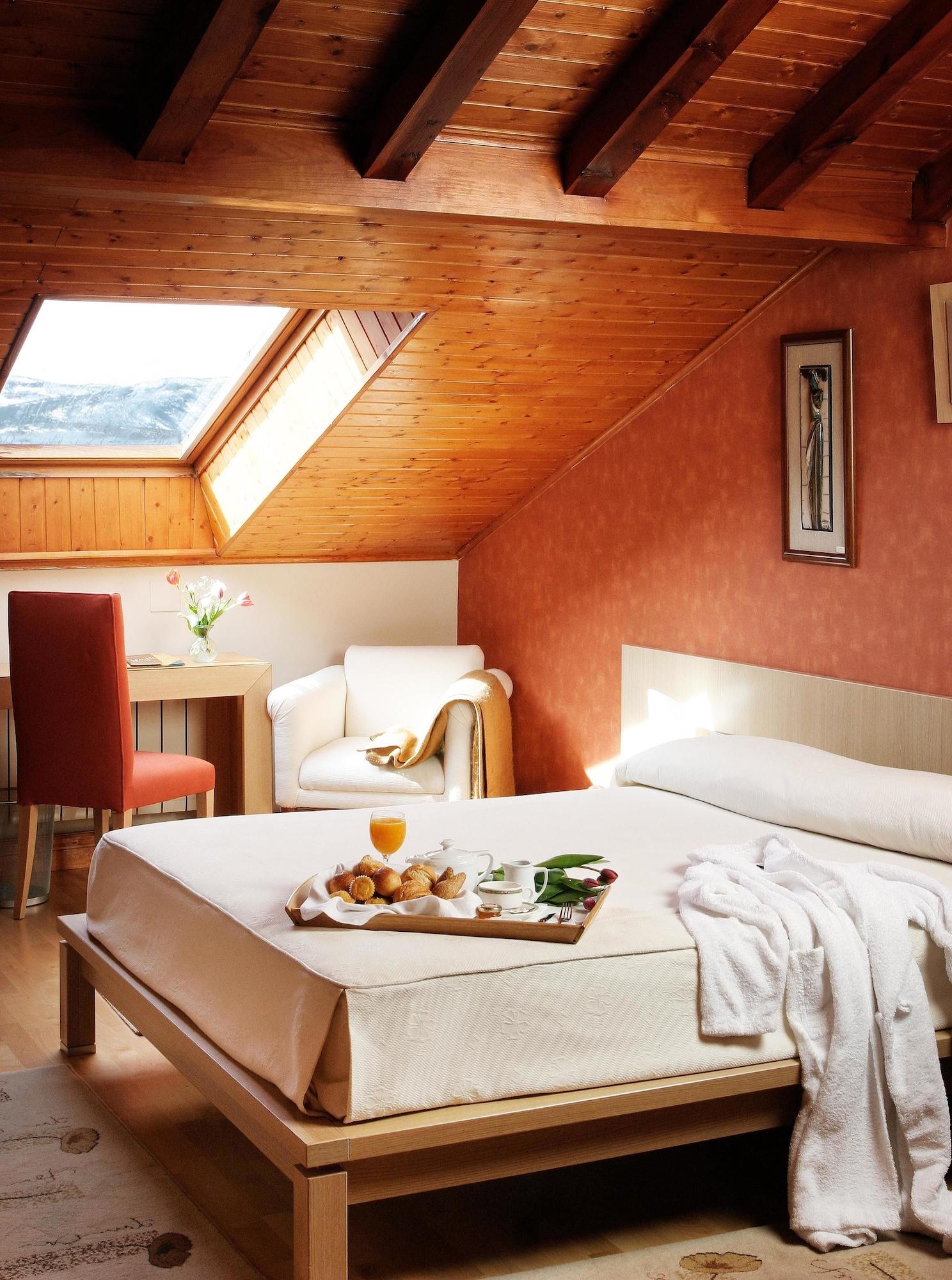 El Milano Real Hotel Hoyos del Espino Eksteriør billede