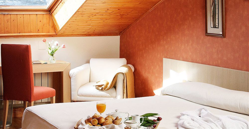 El Milano Real Hotel Hoyos del Espino Værelse billede